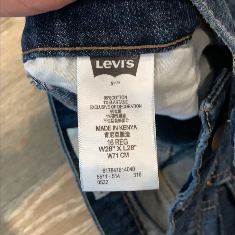 Levi’s shorts - Picture 5 of 6